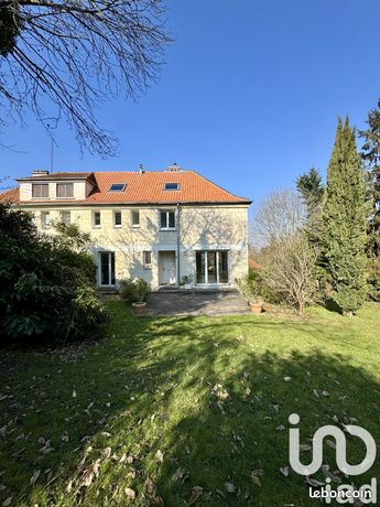 Maison 9 pièces 199 m²