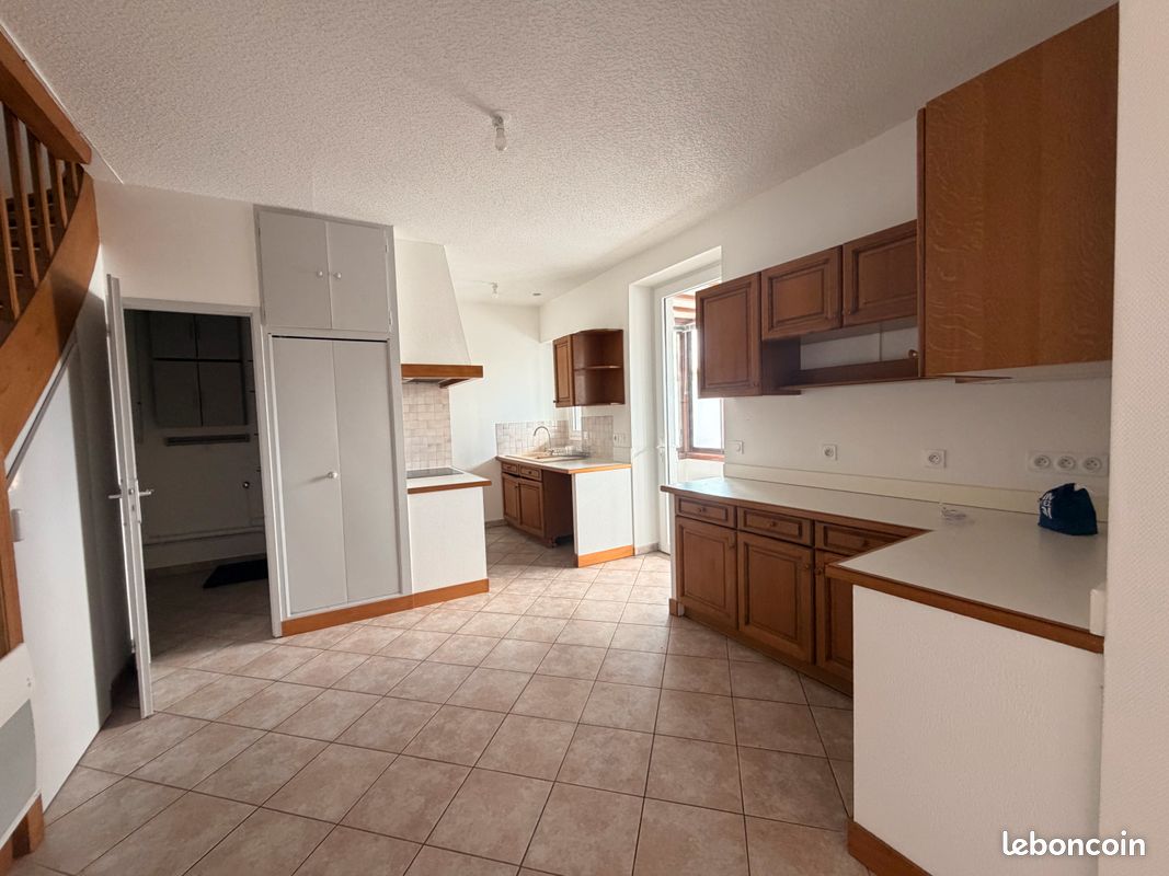 Maison de charme à louer 4 pièces 85.07m² (image 2)