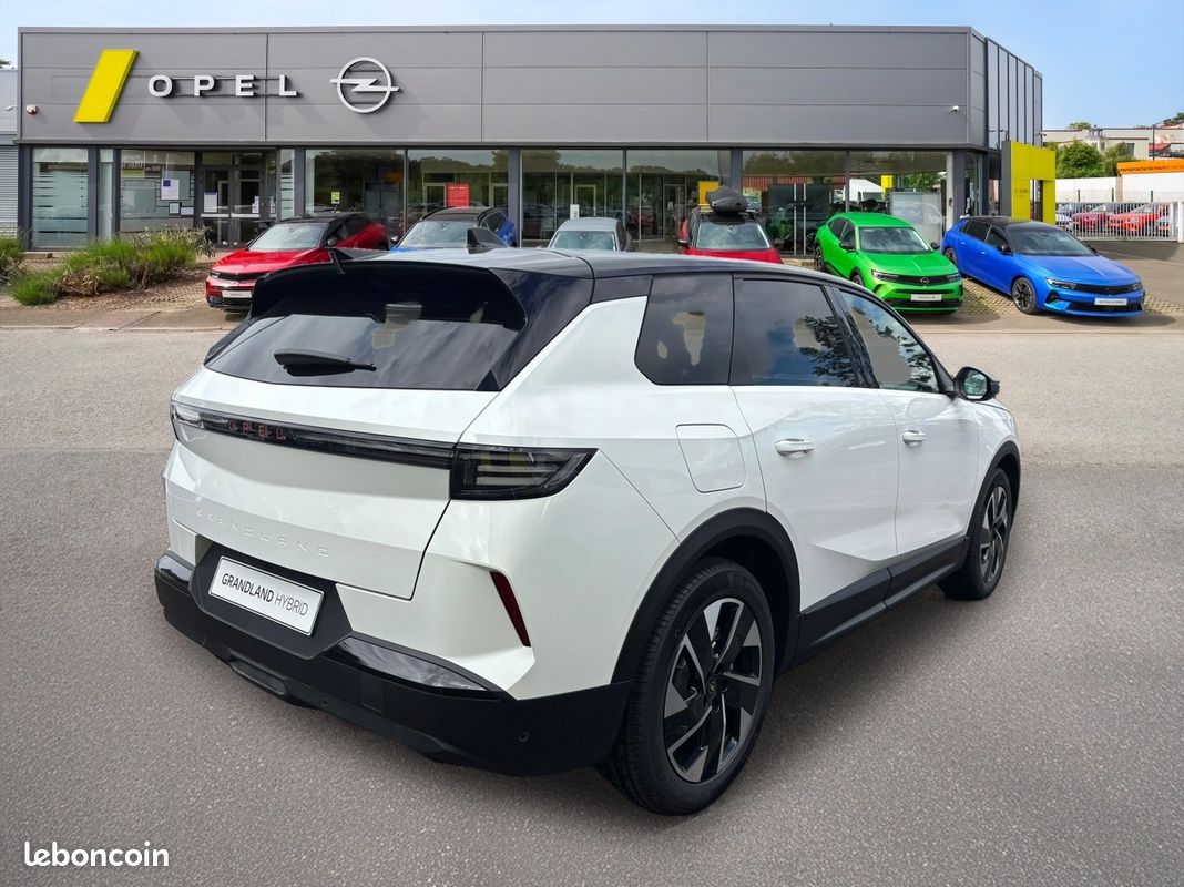 Opel Grandland (2) 1.2 Turbo Hybrid 145ch Automatique GS (image 4)