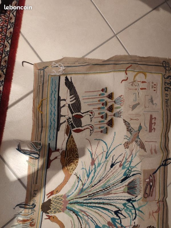 Cannevas motif égyptien A FINIR Dimension 62 x 114 livré avec tous