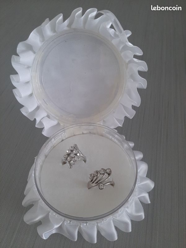 Boîte porte-alliances / écrin à bagues blanc (image 5)