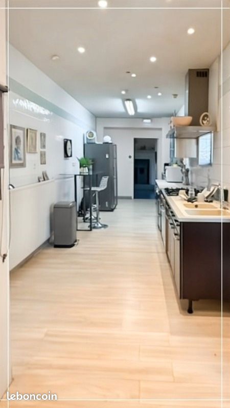 Propriété 20 pièces 700 m² (image 12)