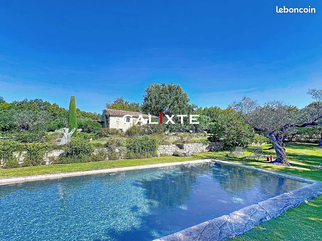 Maison 6 pièces 200 m² · à Tourrettes · 200 m² · 1 650 000 €