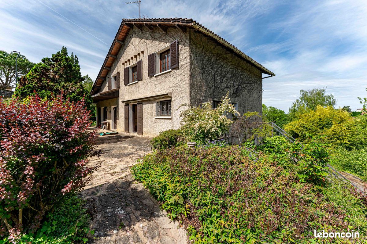 Maison 11 pièces 394 m² · à Limonest · 394 m² · 720 000 €