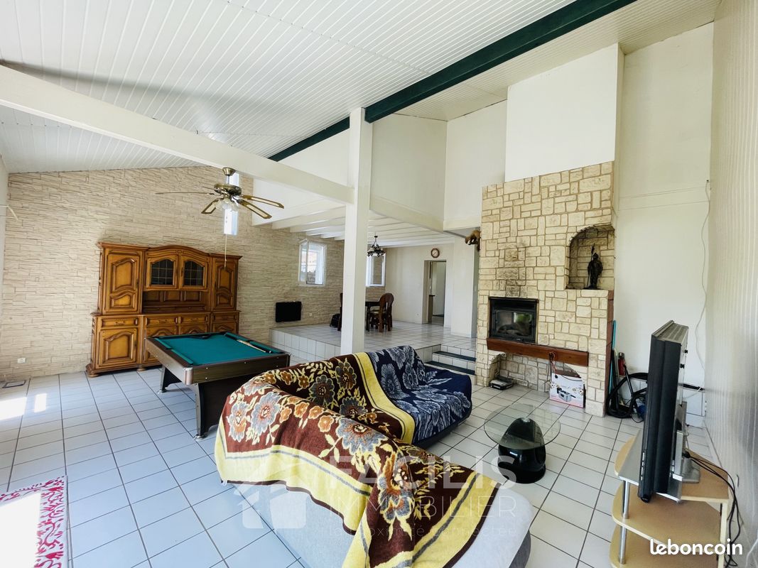Maison 6 pièces 164 m² - Coteaux-du-Blanzacais 16250 Blanzac-Porcheresse (image principale 3)