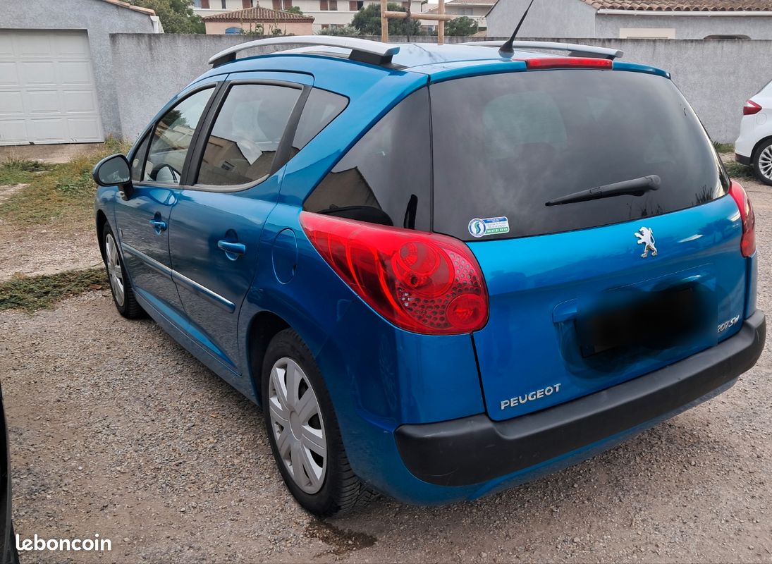 peugeot-207-sw-1-6-vti-120-outdoor-voitures