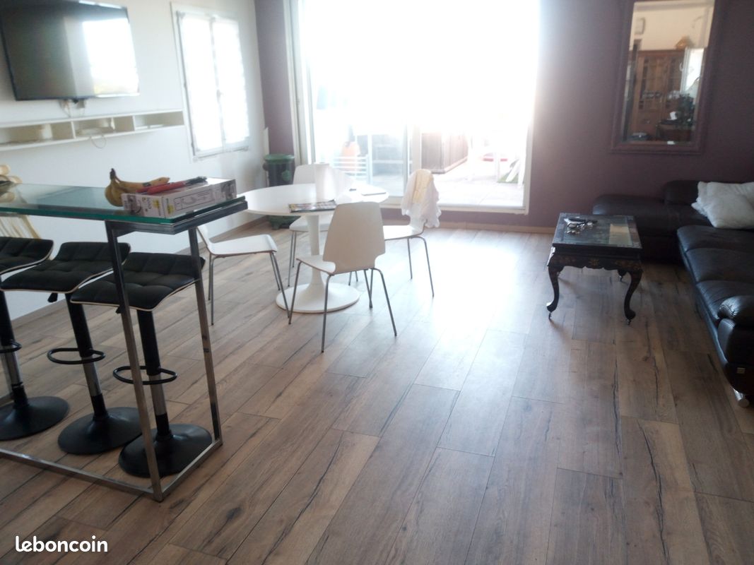 Appartement 3 pièces 85 m² · à Les Angles · 85 m² · 840 €/mois