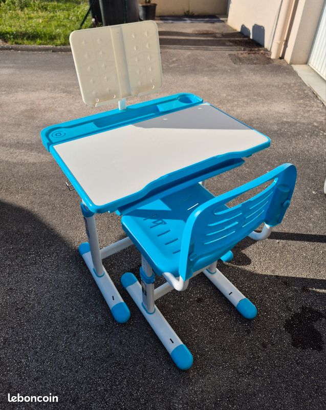 Bureau enfant ergonomique réglable + chaise – Très bon état – Sans lampe (image 4)