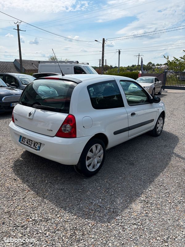 Renault Clio II GPL Campus 1.2i 60 (image 3)
