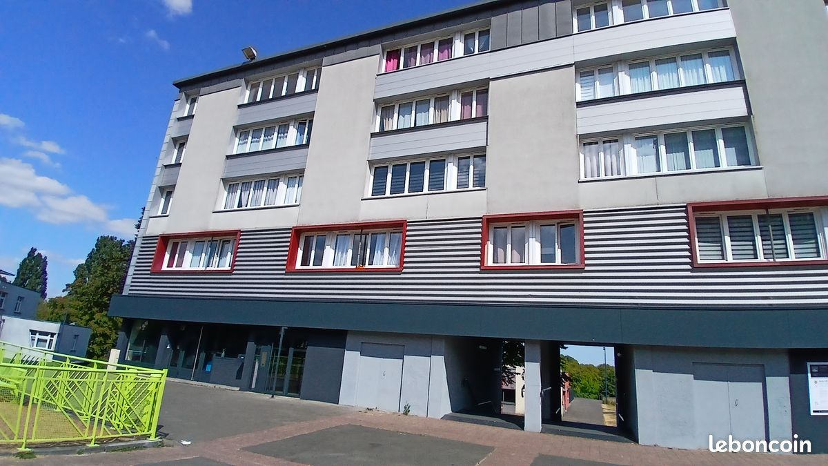 Appartement 4 pièces 70 m² · à Arras · 70 m² · 555 €