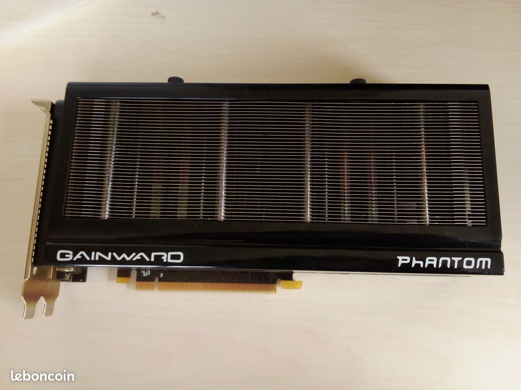 Carte Graphique Gainward GTX 970 Phantom POUR PIECE BIEN LIRE L