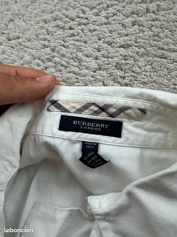 Top Burberry London Sans Manches taille 42 (image 2)