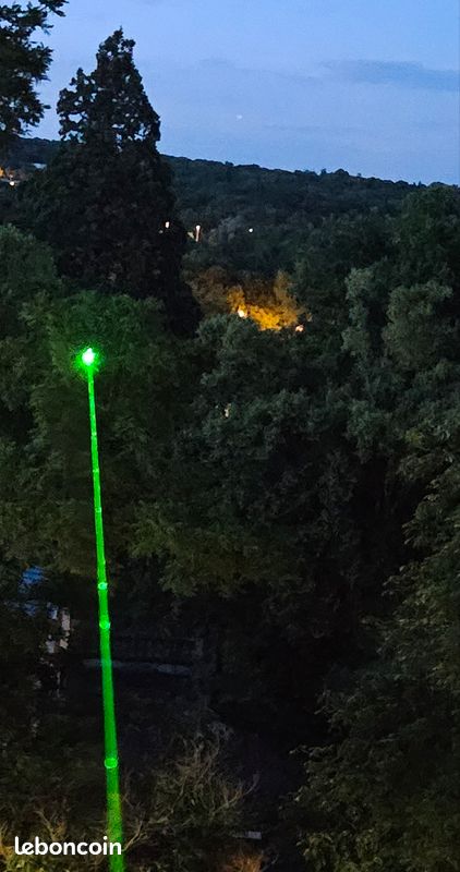 Lazer vert (image 2)