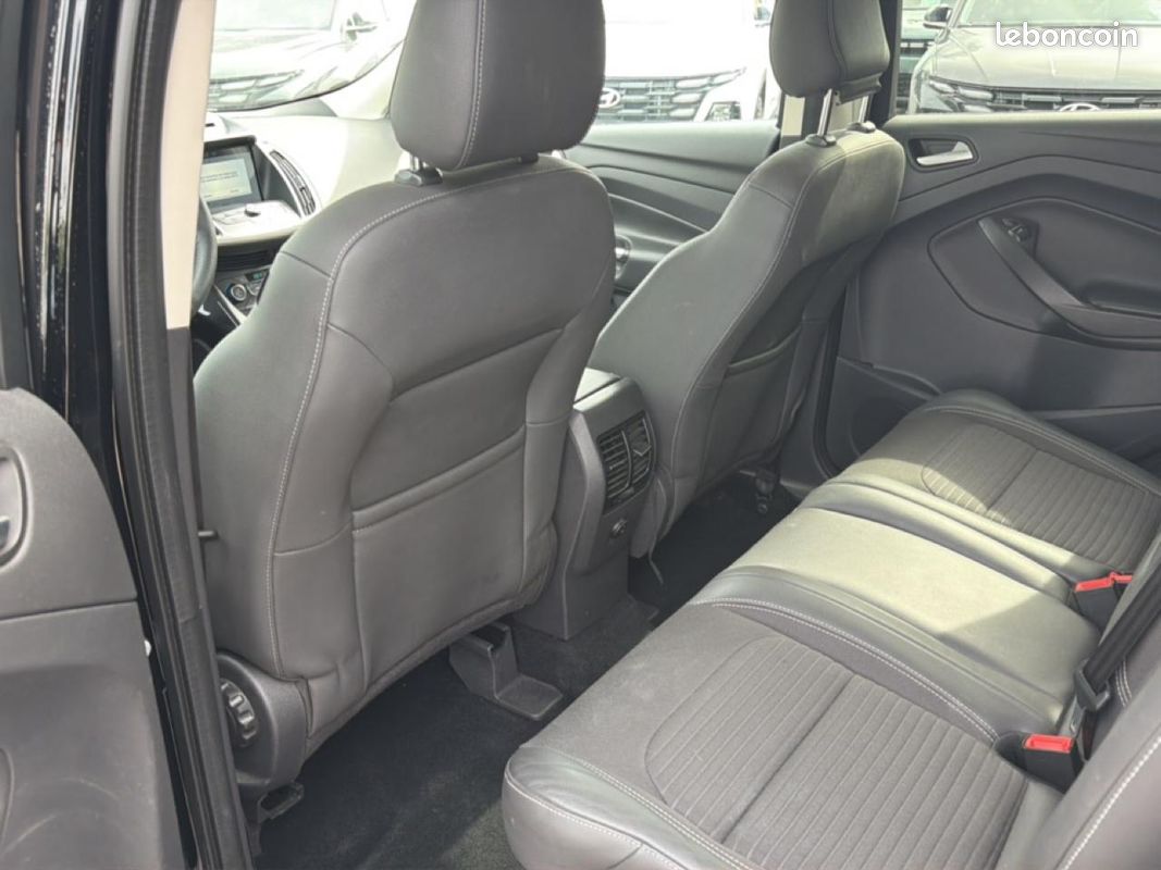 FORD KUGA 1.5 tdci 120 titanium 4x2 euro6.2 (image 13)