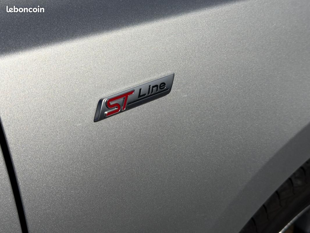 Ford Focus SW 1.0 EcoBoost 125 S&S mHEV ST-Line X (image 24)