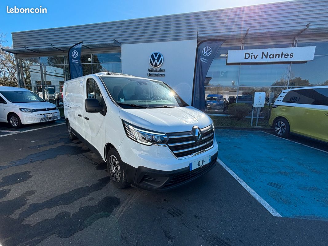 RENAULT TRAFIC L2H1 2.0 BlueDCI 130cv BVM6 Grand Confort Frigo (image 1)