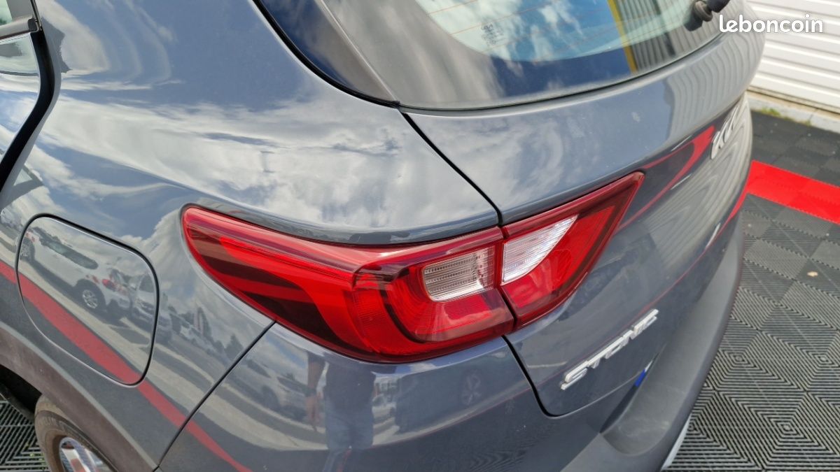 Kia Stonic 1.0 T-GDI 100 CH Active Business (image 21)