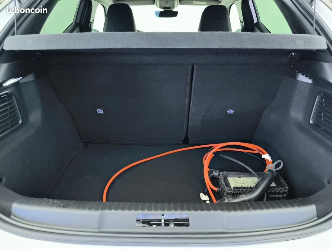 DS DS 3 E-Tense Performance Line+ (image 15)