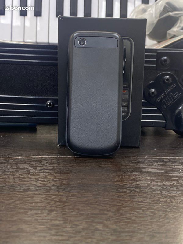 Easyfone T200 4G Téléphone Portable Senior Débloqué avec Grande Boutons