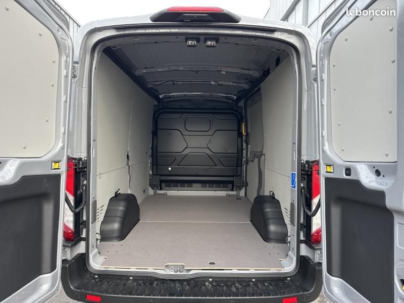 Ford Transit 2T Fg T350 L2H2 2.0 EcoBlue 130ch BVA8 Limited (image 13)