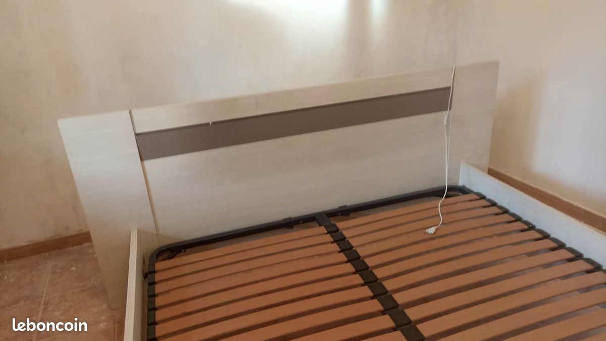 Lit adulte 160*200cm + Sommier (image 2)