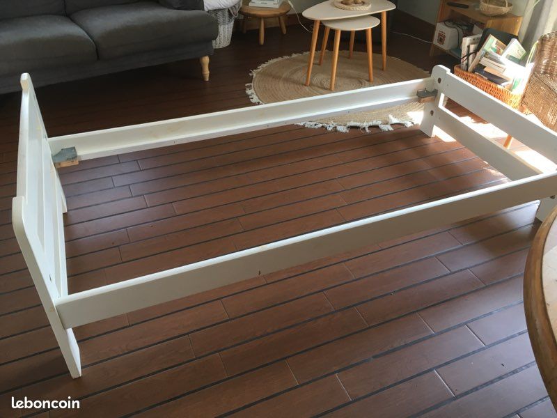 Lit bois massif sommier et matelas (image 4)