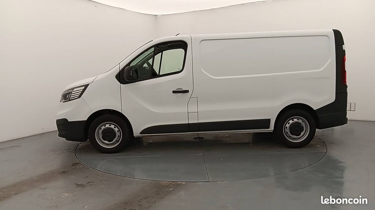 Renault trafic fgn l1h1 3000 kg blue dci 130 (image 8)