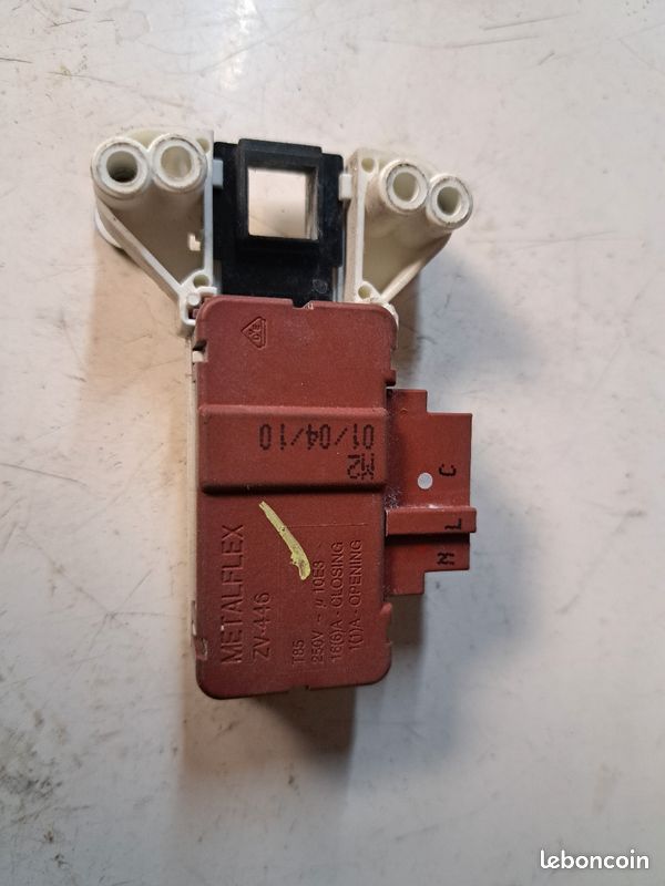 Contacteur de verrouillage porte machine à laver (image 2)