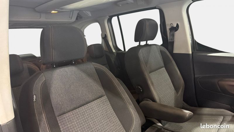 Peugeot RIFTER BLUEHDI 130CH S&S STANDARD GT LINE EAT8 (image 15)