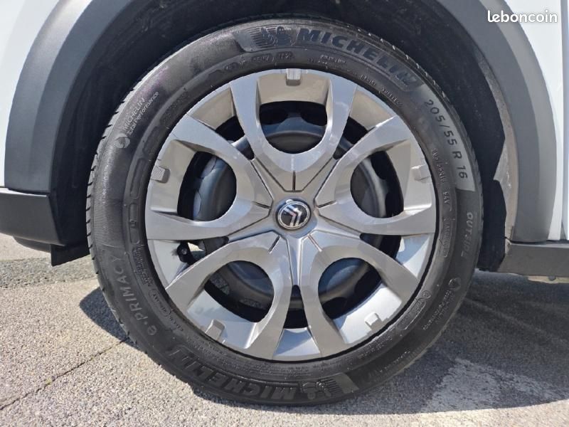 Citroen C3 1.2 Turbo 100ch PLUS (image 8)