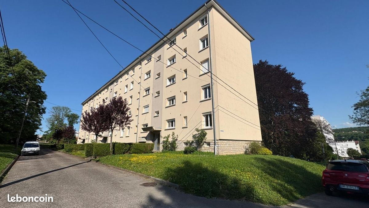 Appartement 4 pièces 61 m² · à Besançon · 61 m² · 820 €