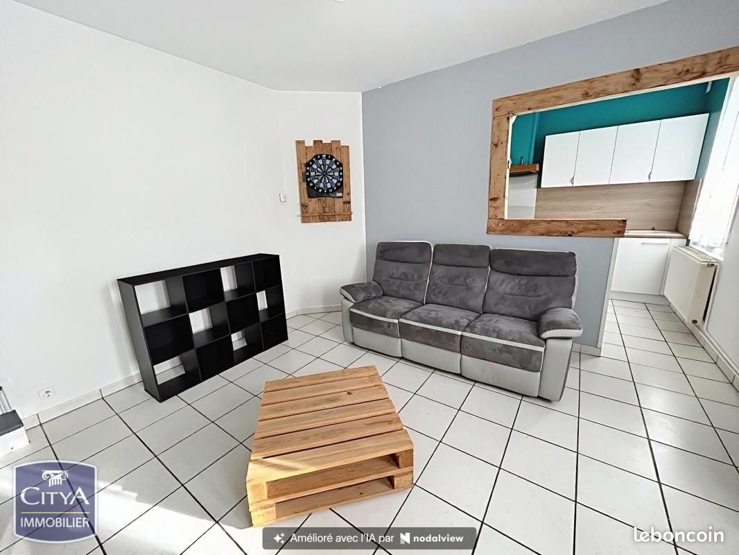 Maison 3 pièces 60 m² · à Charmes · 60 m² · 82 000 €