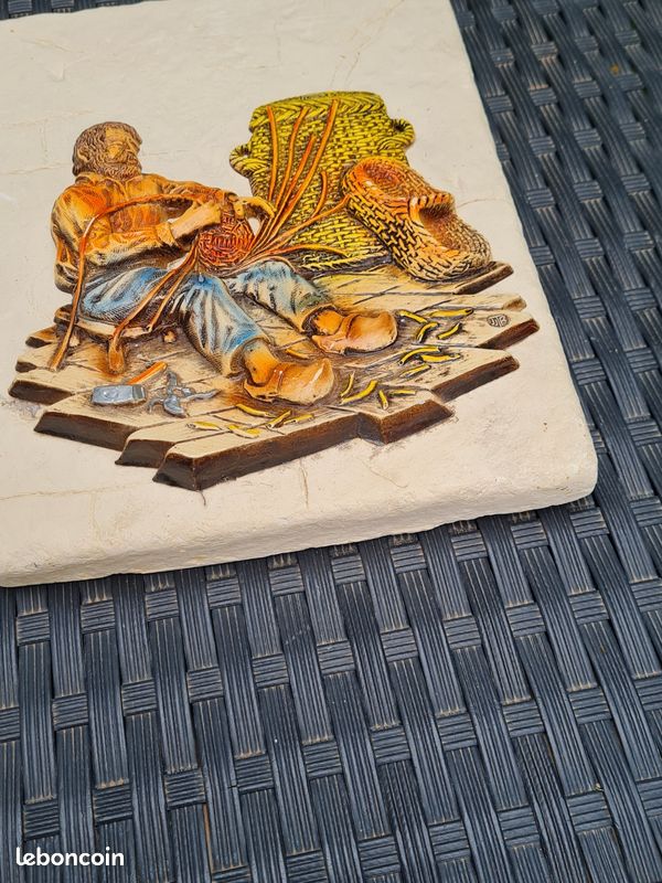 3 cadres en platre décoré par des métiers ancien (image 4)