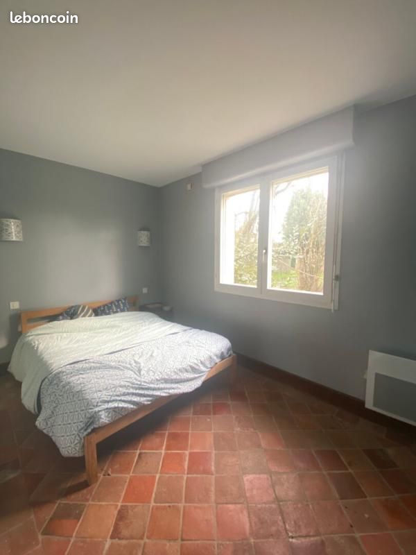 Pavillon 5 pièces 155 m² - Vouillé 79230 (image principale 8)