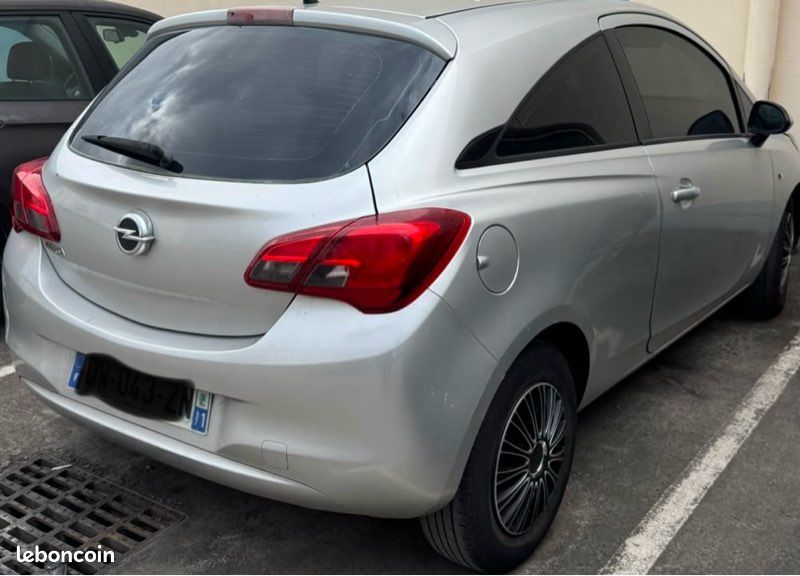 Opel corsa E (image 3)