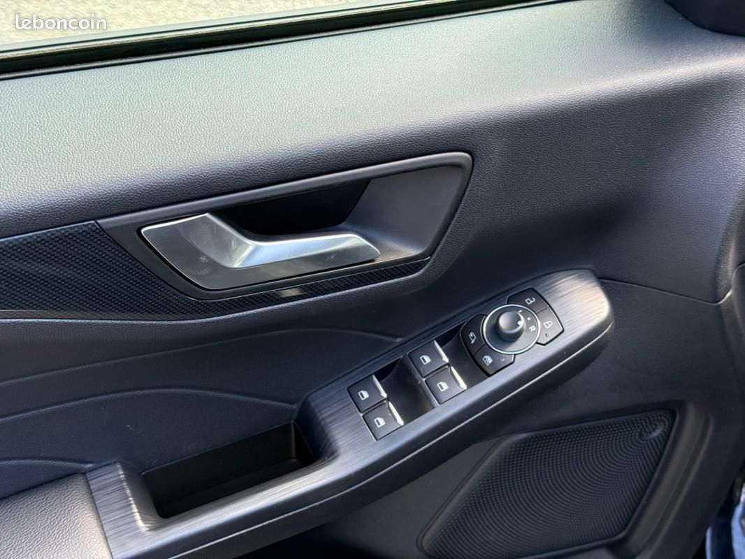 Ford Kuga 2.0 TDCi 120 S&S 4x2 Powershift ST-Line (image 10)