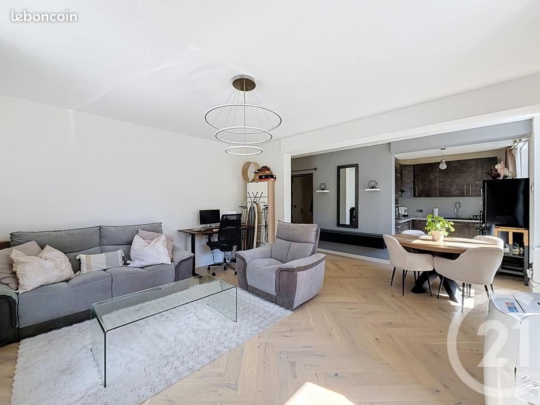 Appartement 3 pièces 68 m² · à Taninges · 68 m² · 245 000 €