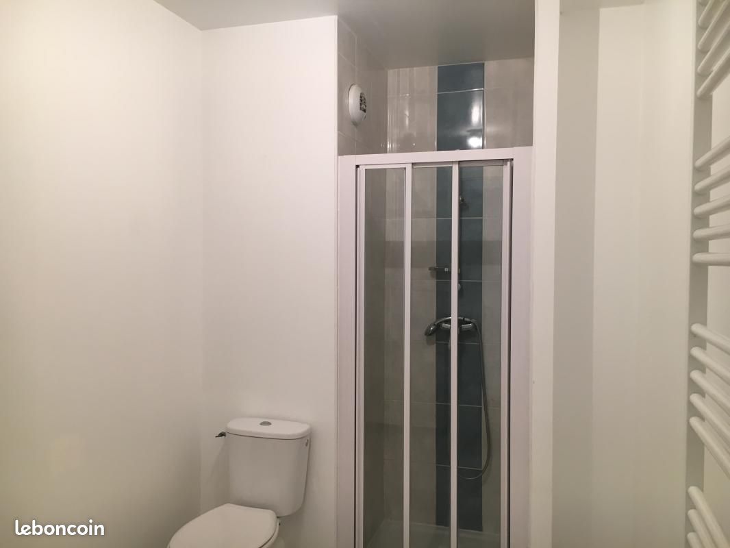 Appartement 2 pièce(s) 42 m²à louer Reze