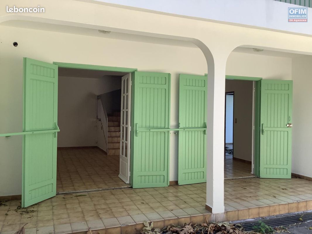Maison 4 pièces 94 m² · à Saint-Louis · 94 m² · 987 €/mois
