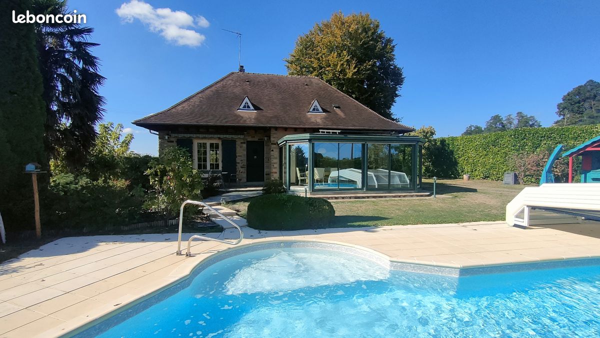 Maison 7 pièces 157 m² · à Troche · 157 m² · 285 000 €