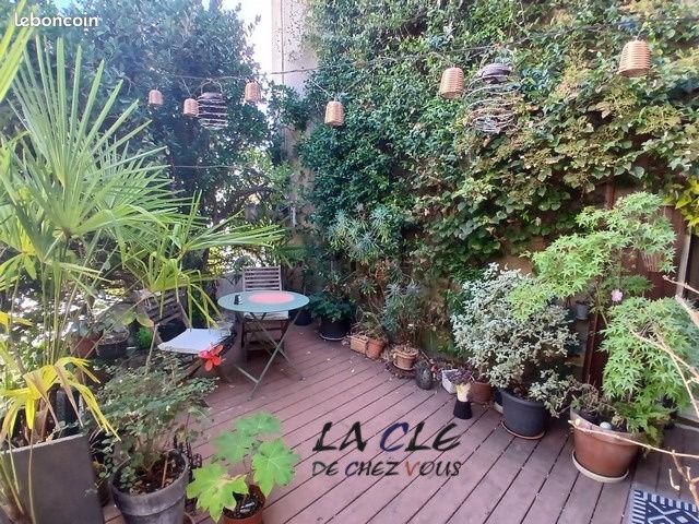 Maison 6 pièces 117 m² · à Benet · 117 m² · 186 000 €