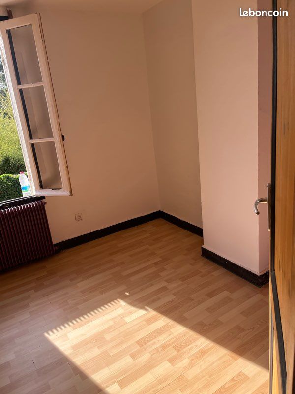 Maison 3 pièces 70 m² · à Sainte-Foy-la-Grande · 70 m² · 550 €/mois