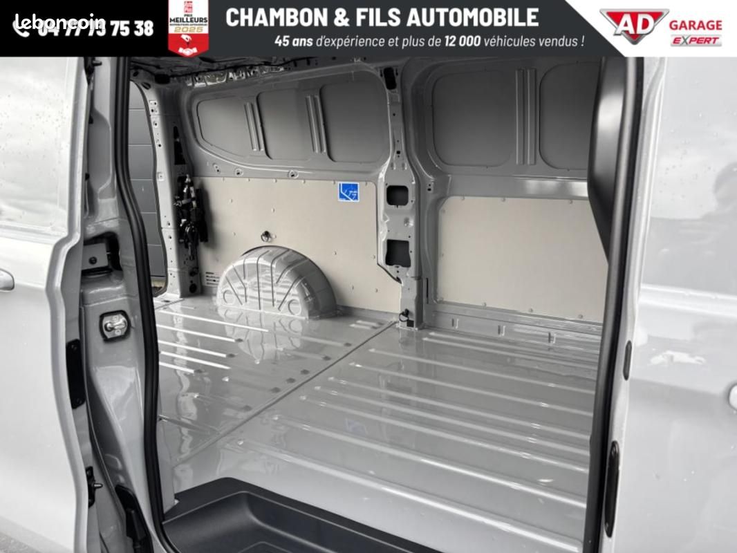 Ford Transit Custom FOURGON 320 L2H1 2.0 ECOBLUE 170 CH BVA8 LIMITED Prix: 35825 HT (image 26)