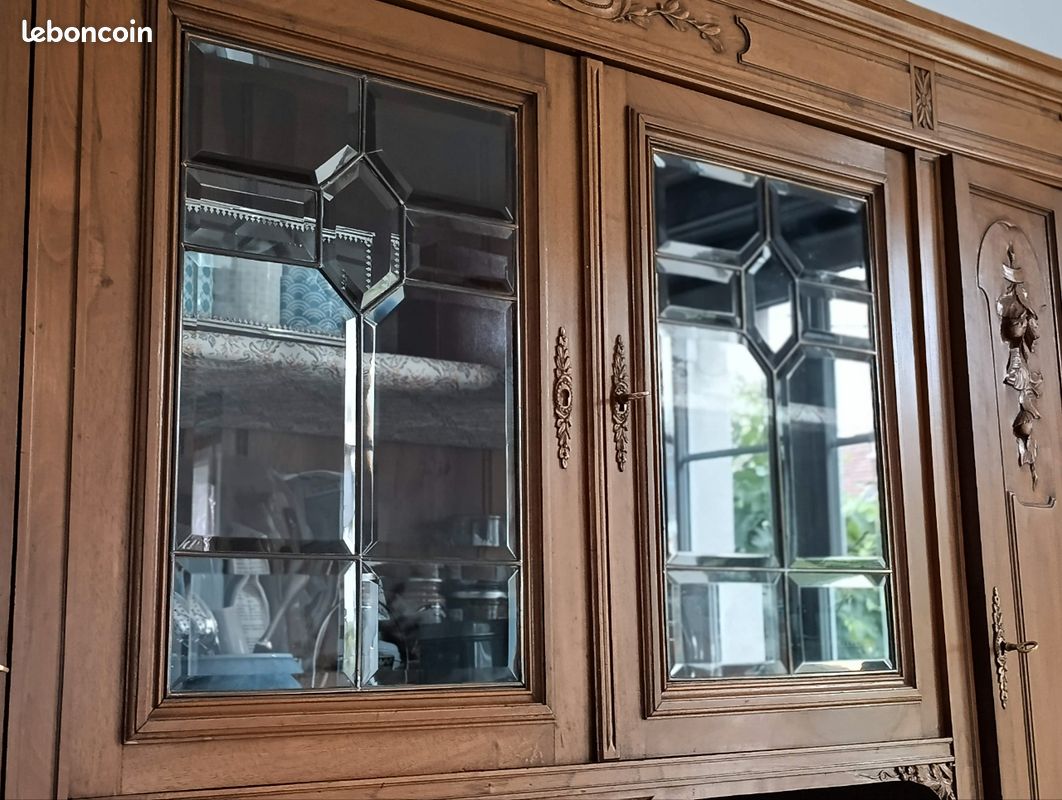 Buffet style Art nouveau en bois clair (image 3)