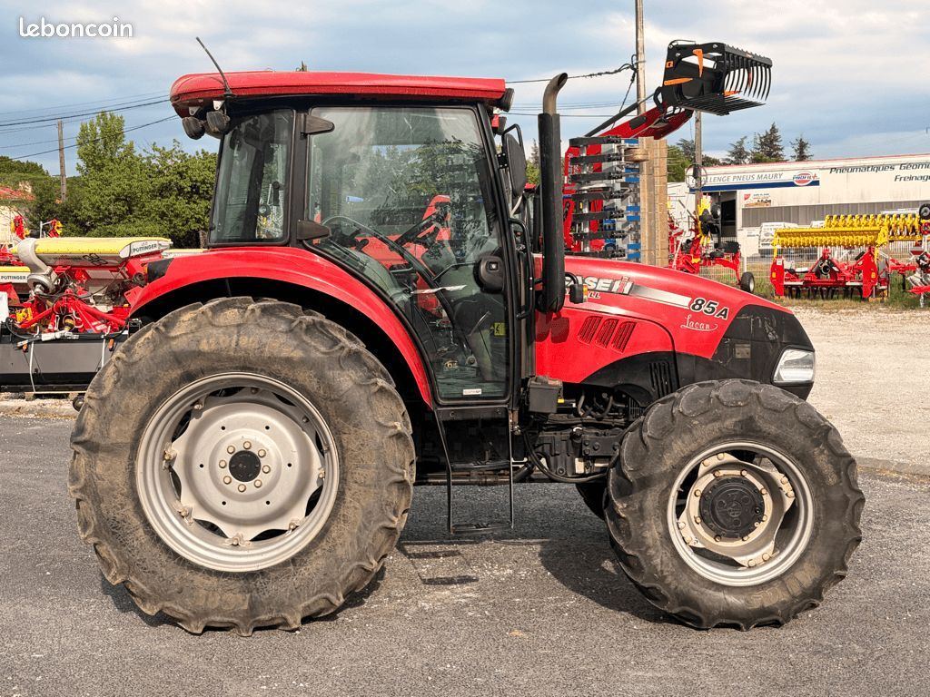 Case IH FARMALL 85A (image 5)