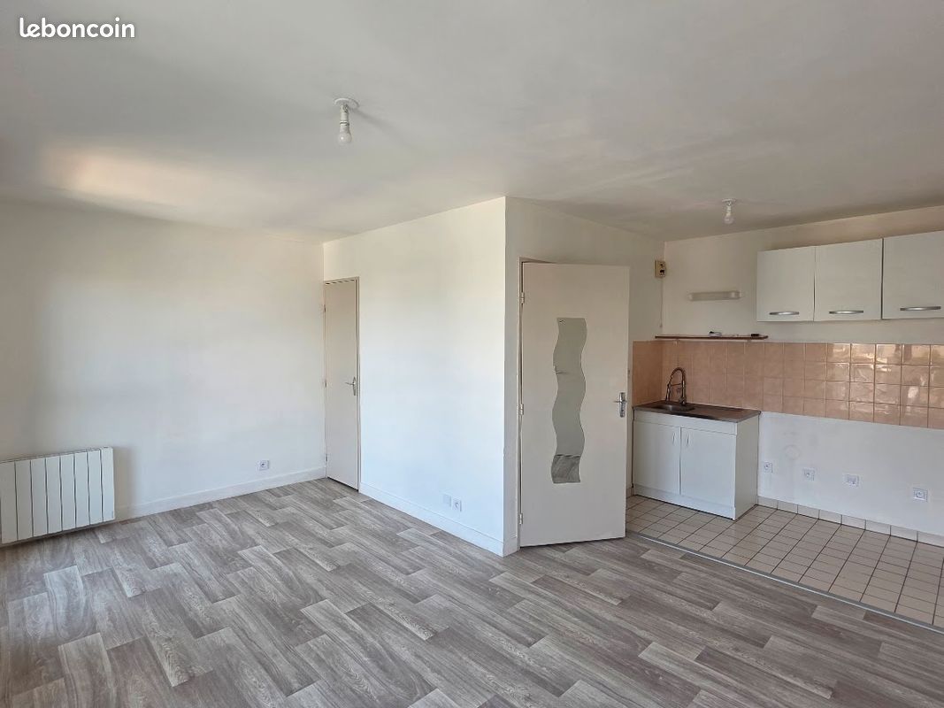 Appartement 1 pièce 27 m² · à Évreux · 27 m² · 490 €/mois