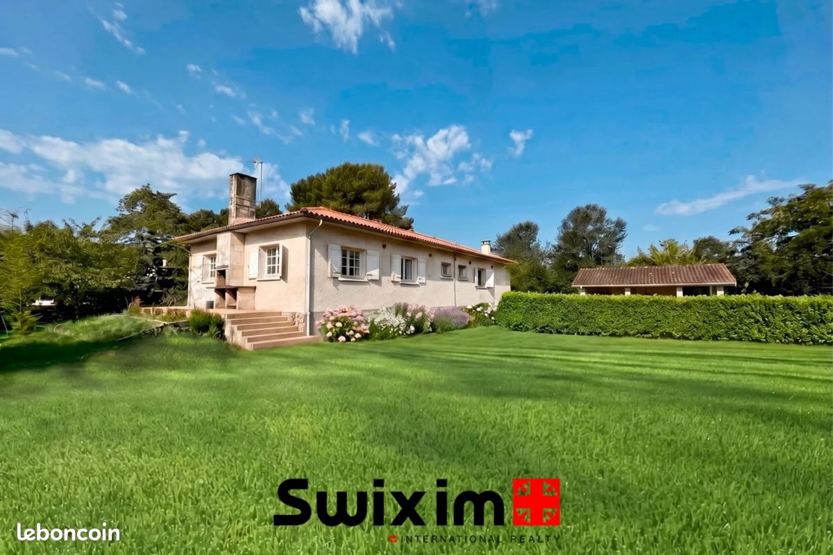 Maison 6 pièces 130 m² · à Saint-Aubin-de-Médoc · 130 m² · 365 000 €
