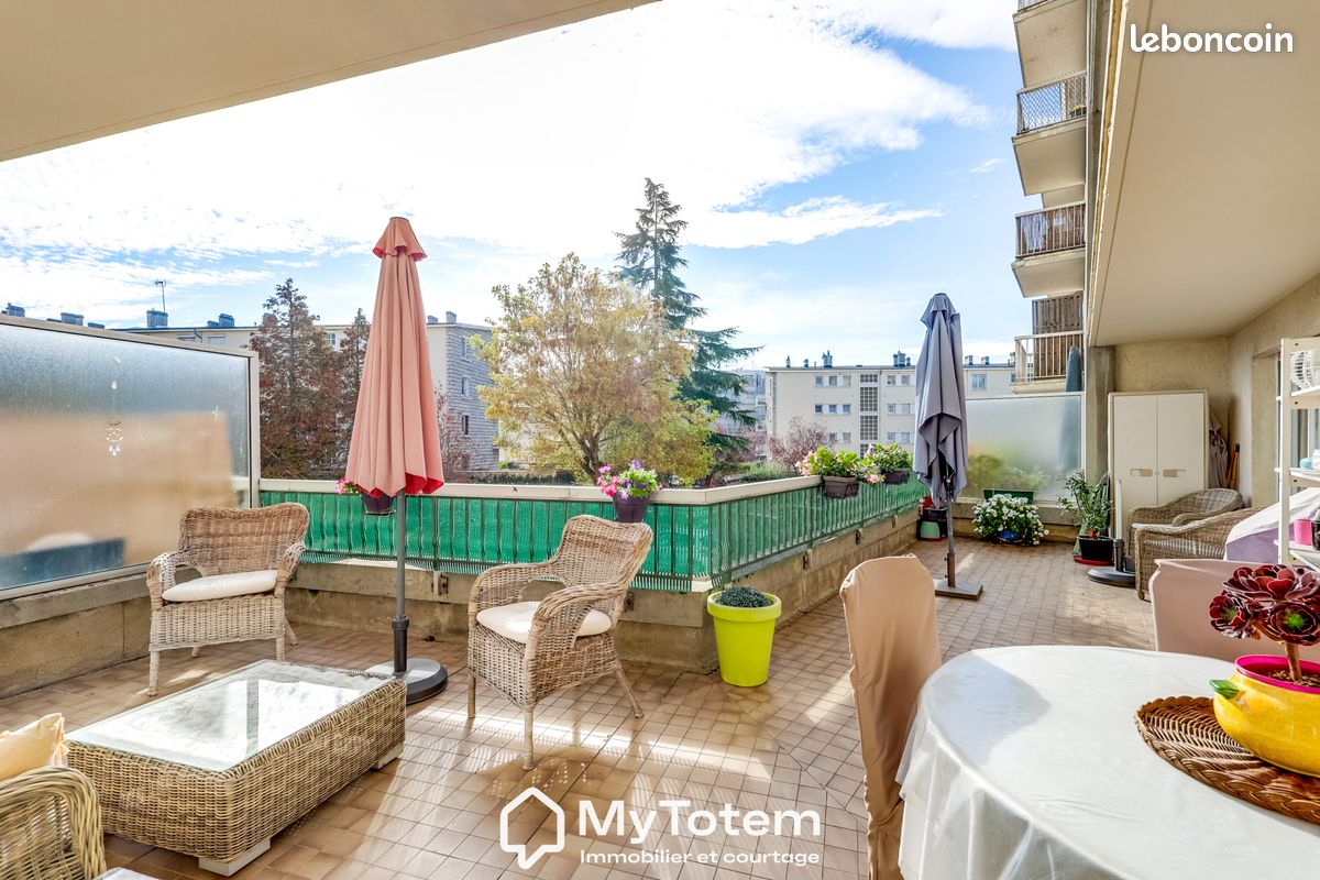 Appartement 4 pièces 81 m² · au Chesnay-Rocquencourt · 81 m² · 437 000 €