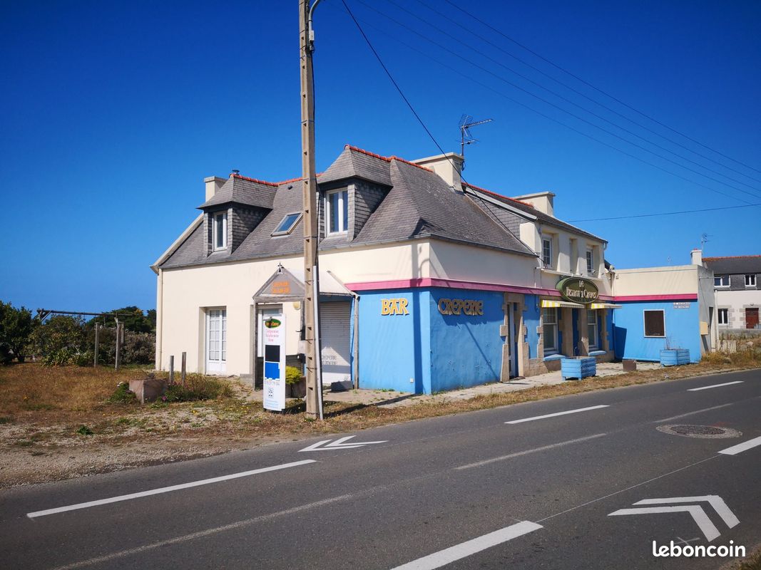 Maison 7 pièces 204 m² · à Santec · 204 m² · 269 000 €