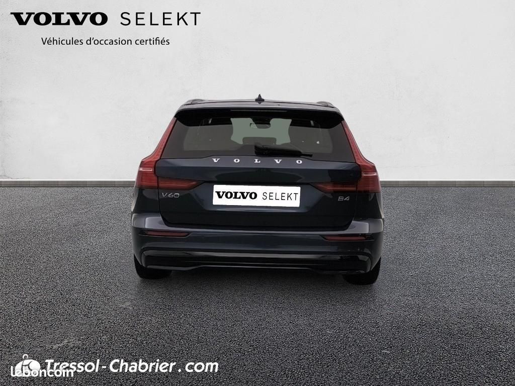 Volvo V60 B4 197 ch DCT7 Ultra Style Dark (image 4)